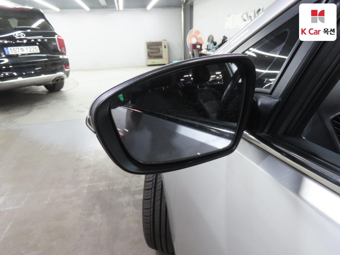 Kia K3 2013 - Image 20