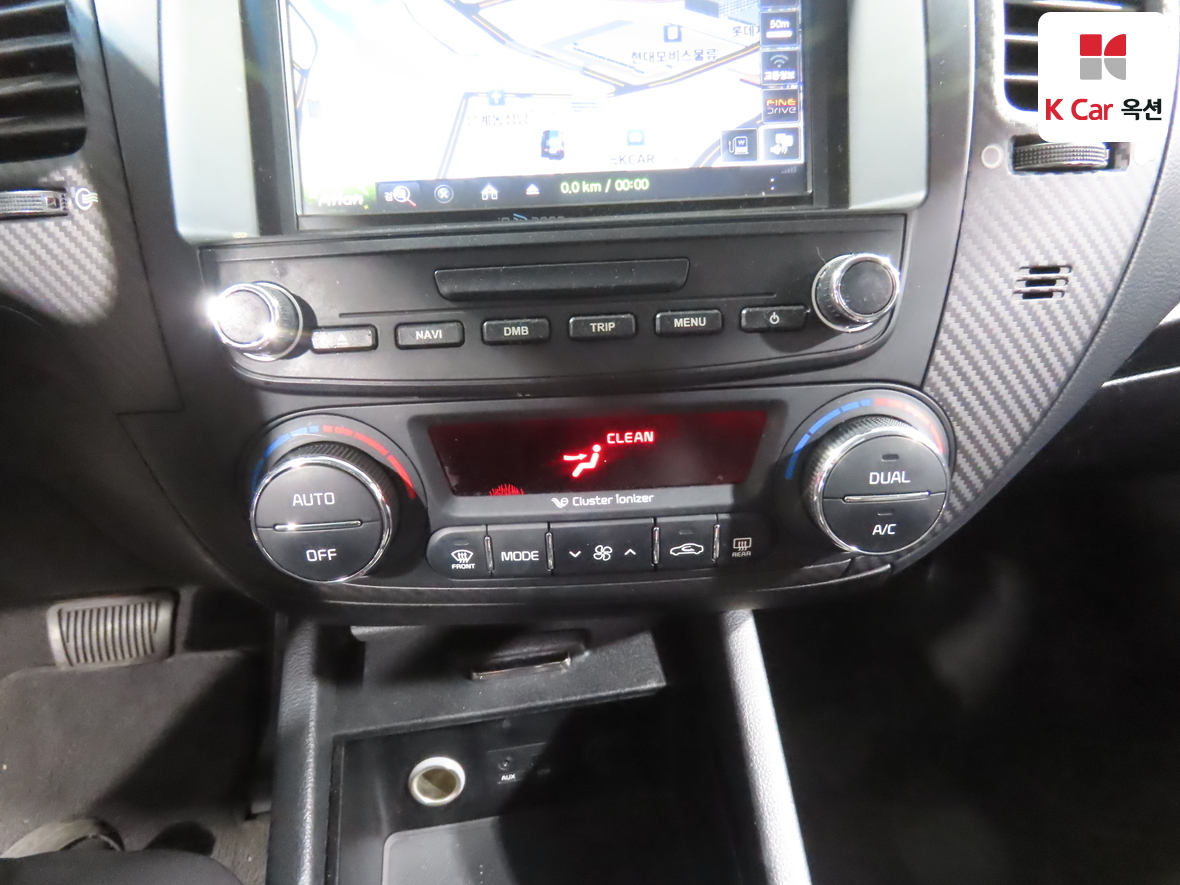Kia K3 2013 - Image 15