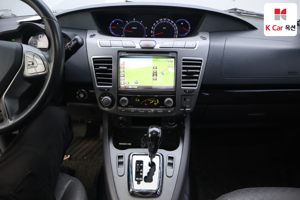 KG Mobility Korando Turismo - 6