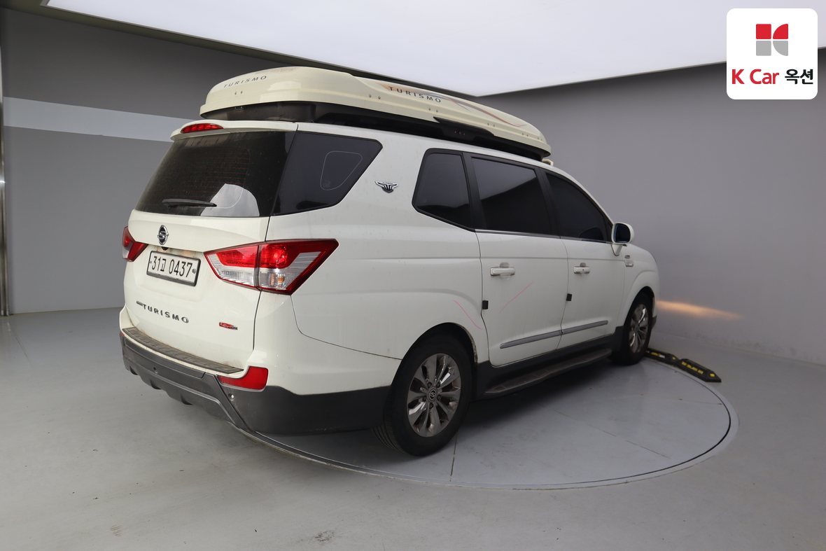 KG Mobility Korando Turismo - 2
