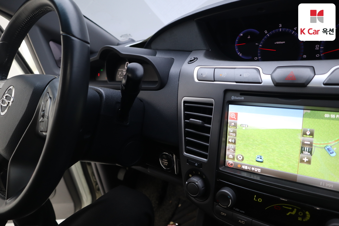 KG Mobility Korando Turismo - 11