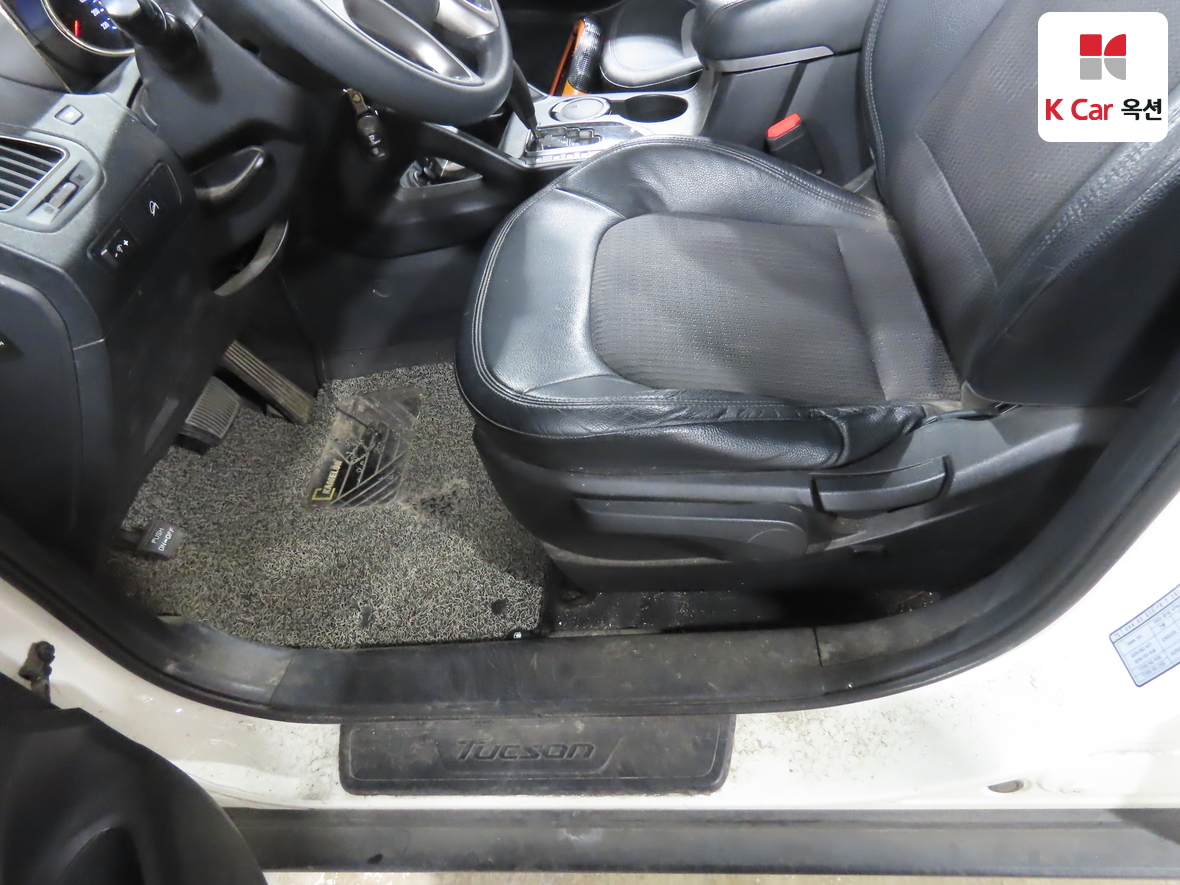 Hyundai Tucson 2011 - Image 18