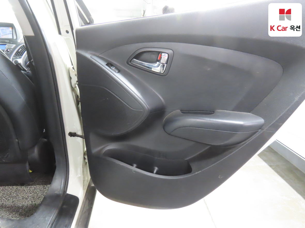 Hyundai Tucson 2011 - Image 27