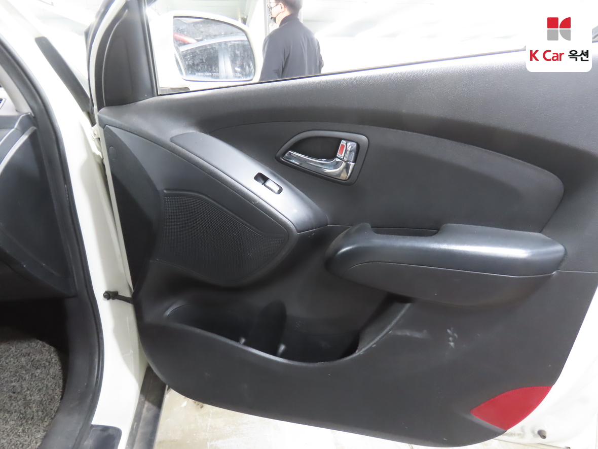 Hyundai Tucson 2011 - Image 29
