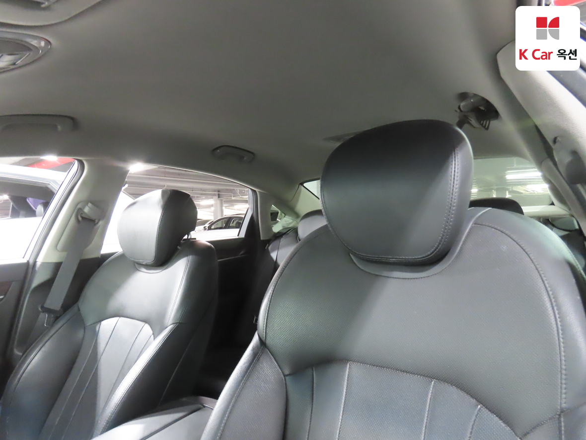 Hyundai Genesis 2015 - Image 20