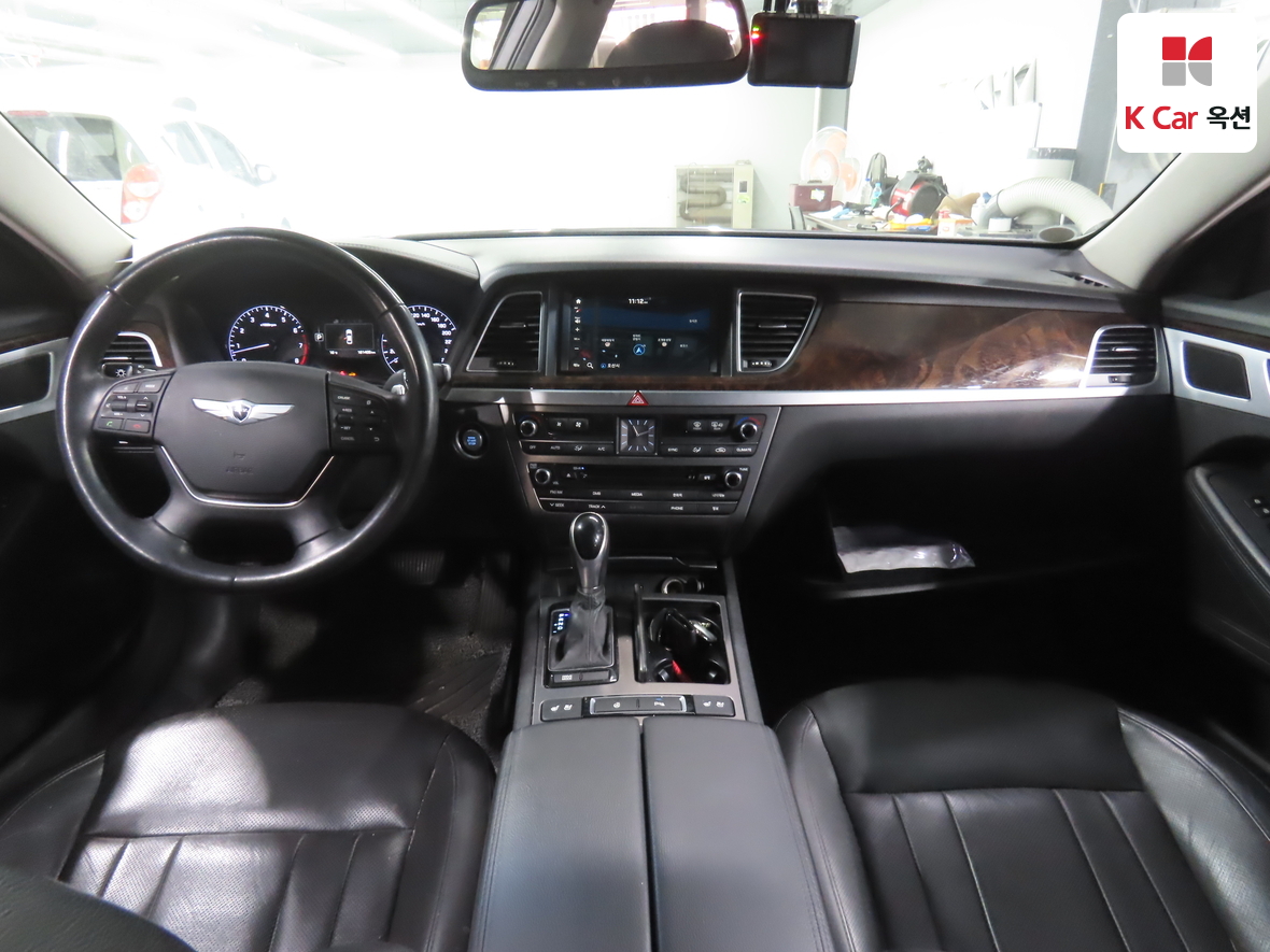 Hyundai Genesis 2015 - Image 3