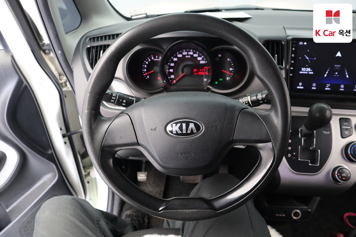 Kia Ray - 10