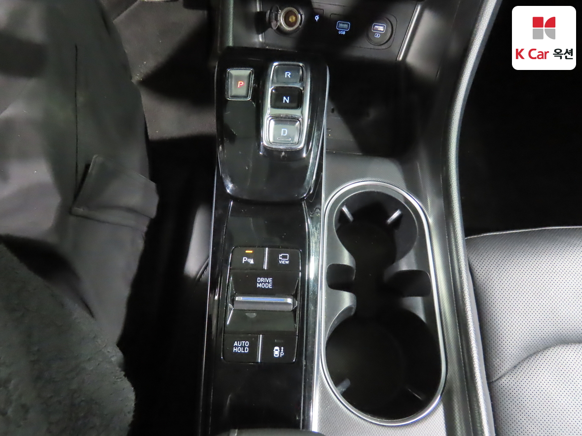 Hyundai Sonata - 16