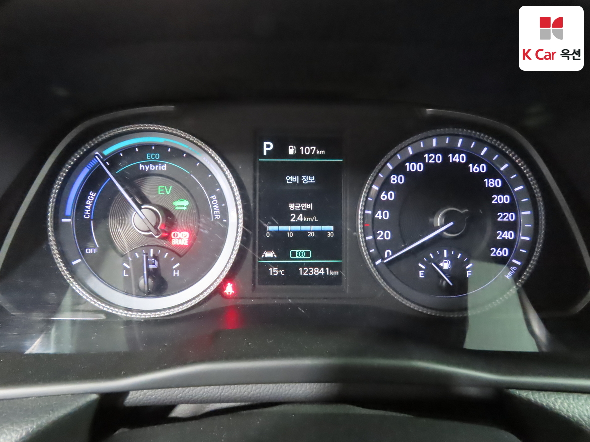 Hyundai Sonata - 5