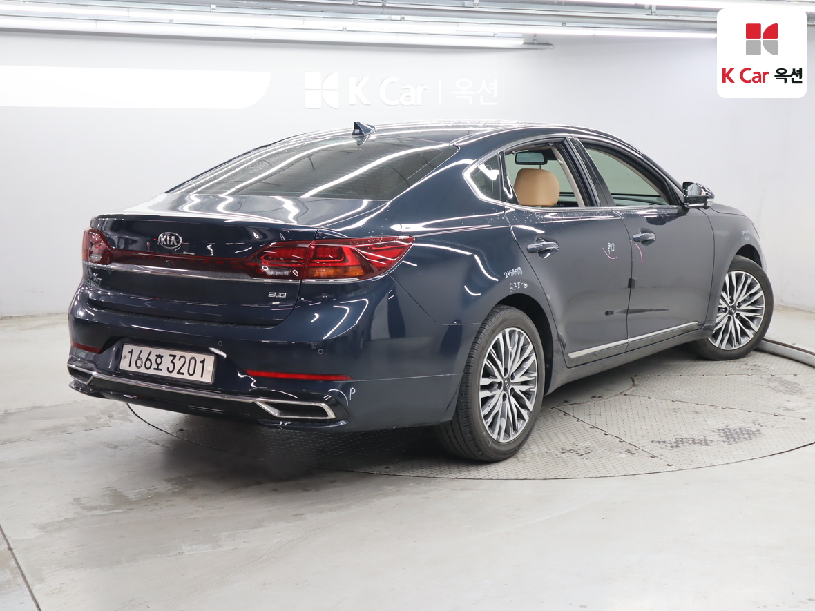 Kia K7 - 2