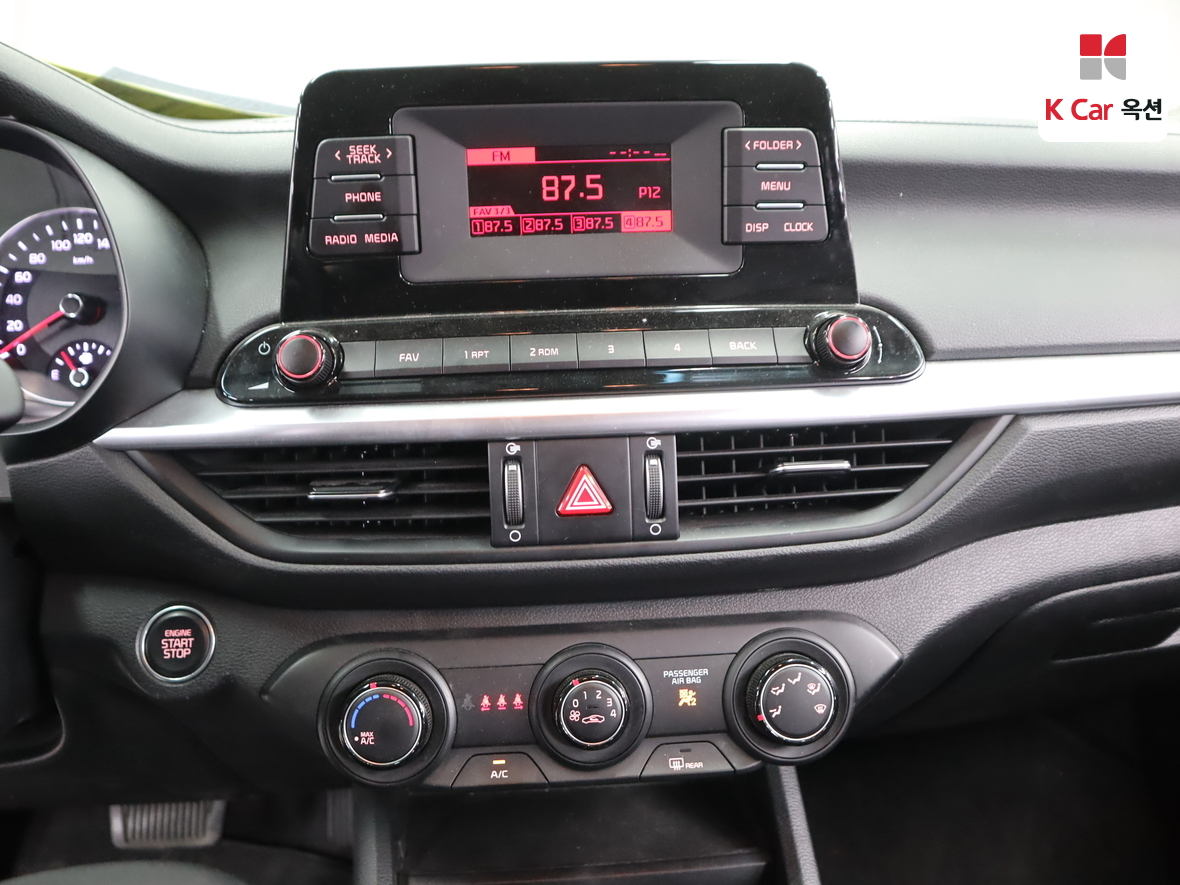 Kia K3 - 6
