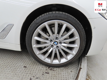 2023 - bmw m5