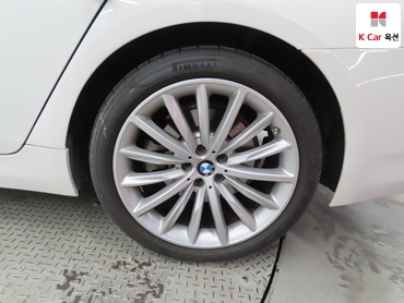 2023 - bmw m5