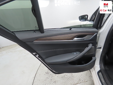 2023 - bmw m5