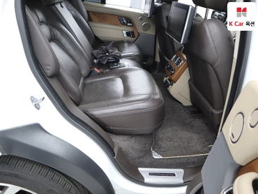 2018 - land rover range rover