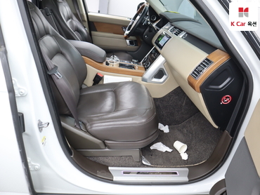 2018 - land rover range rover