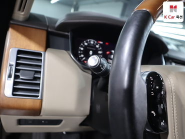 2018 - land rover range rover