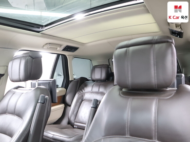 2018 - land rover range rover