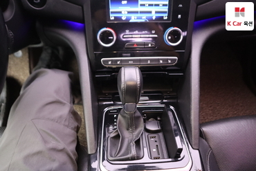 2017 - renault sm6