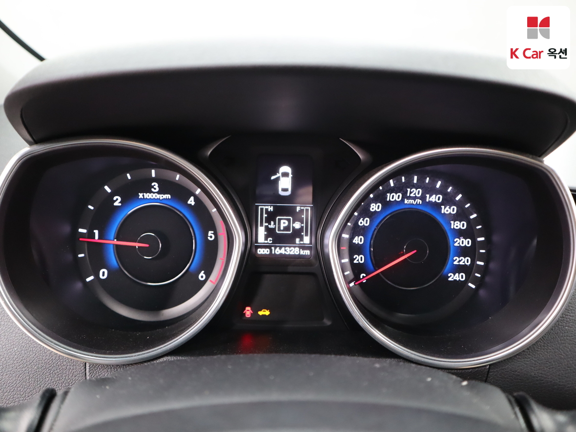 Hyundai Elantra 2014 - Image 5