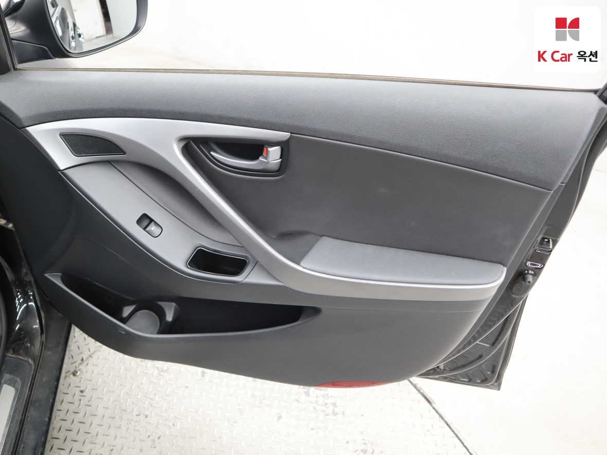 Hyundai Elantra 2014 - Image 27