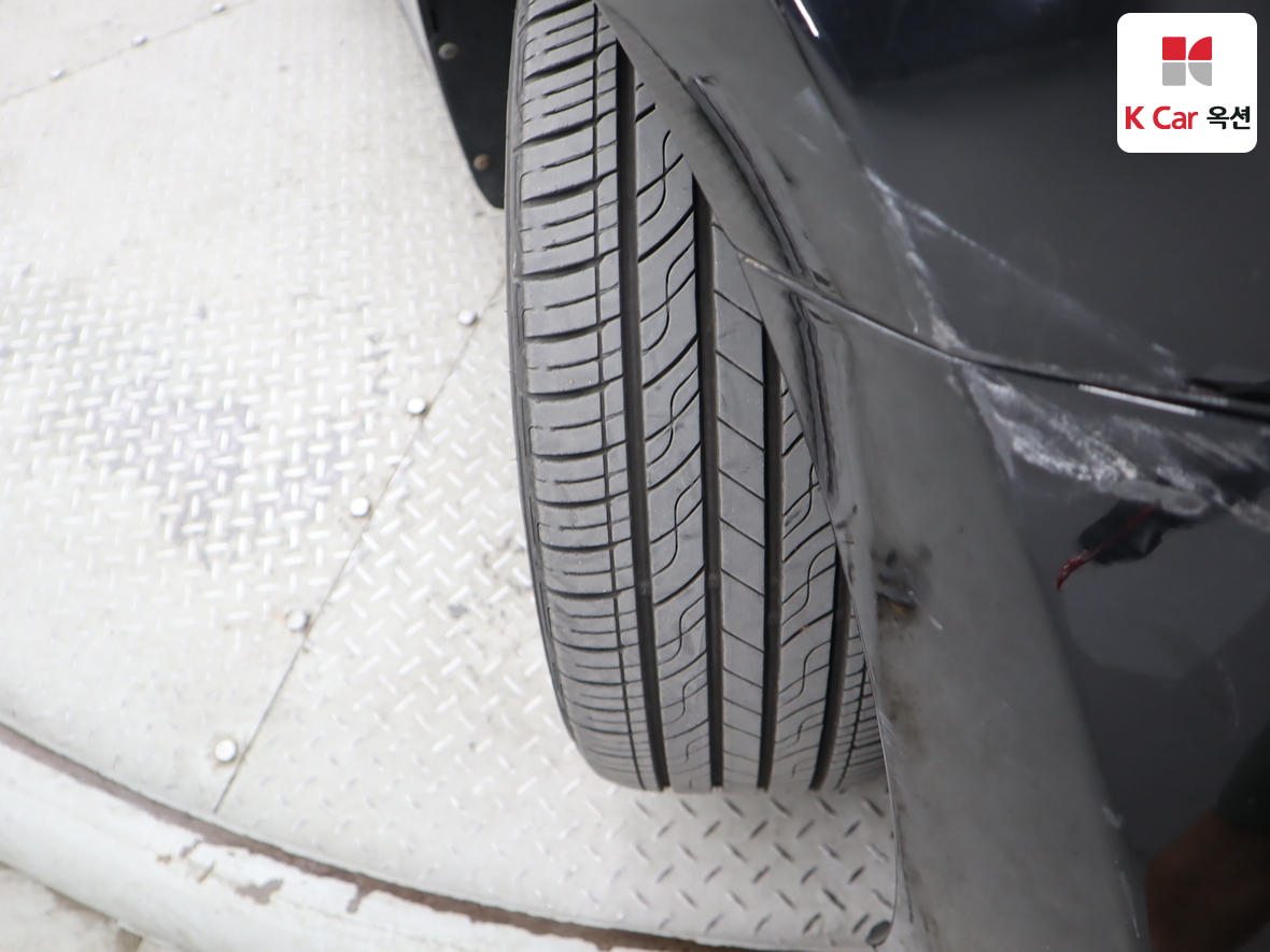 Hyundai Elantra 2014 - Image 30