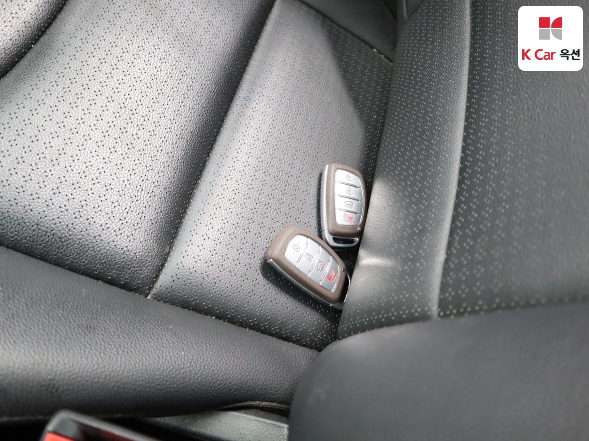 Hyundai Elantra 2014 - Image 17