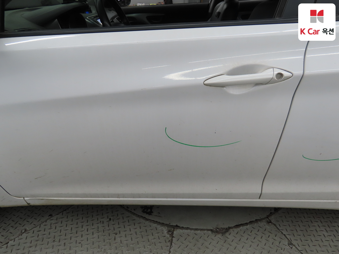 Hyundai Elantra 2012 - Image 39