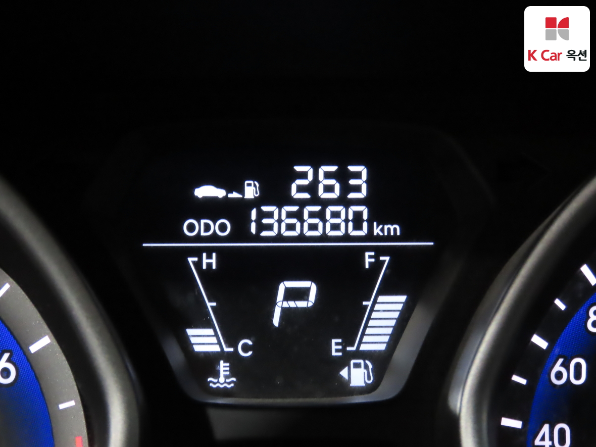 Hyundai Elantra 2012 - Image 4