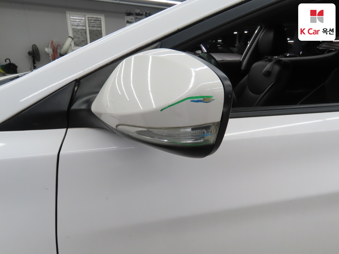 Hyundai Elantra 2012 - Image 38