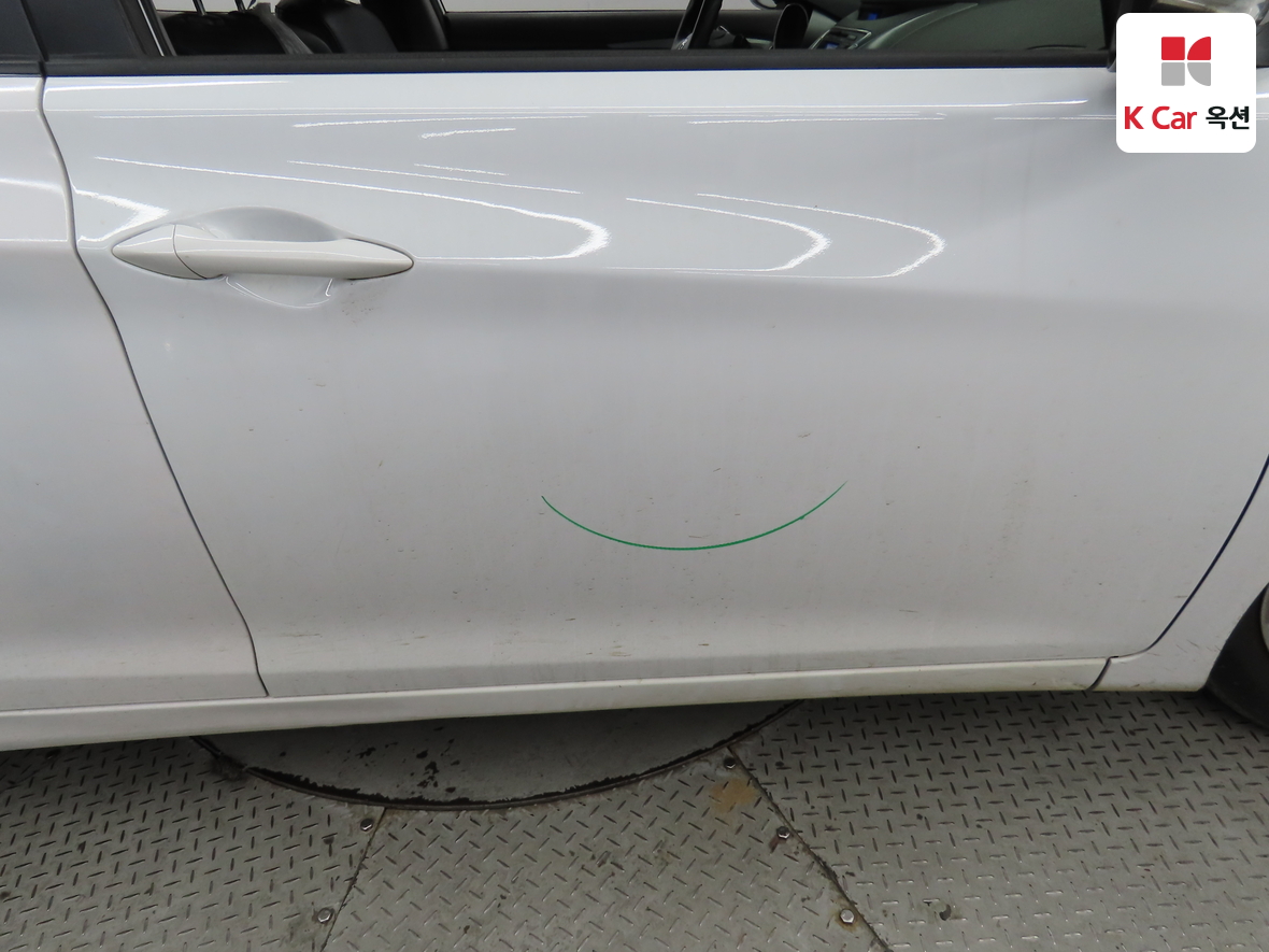 Hyundai Elantra 2012 - Image 44