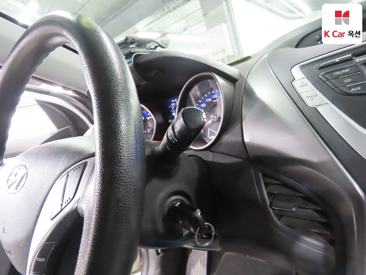 Hyundai Elantra 2012 - Image 11