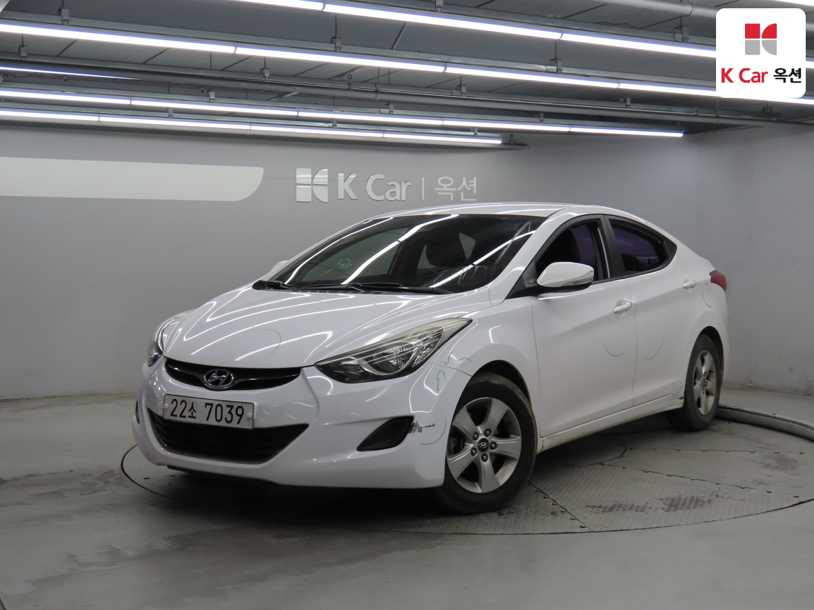 Hyundai Elantra 2012 - Image 1
