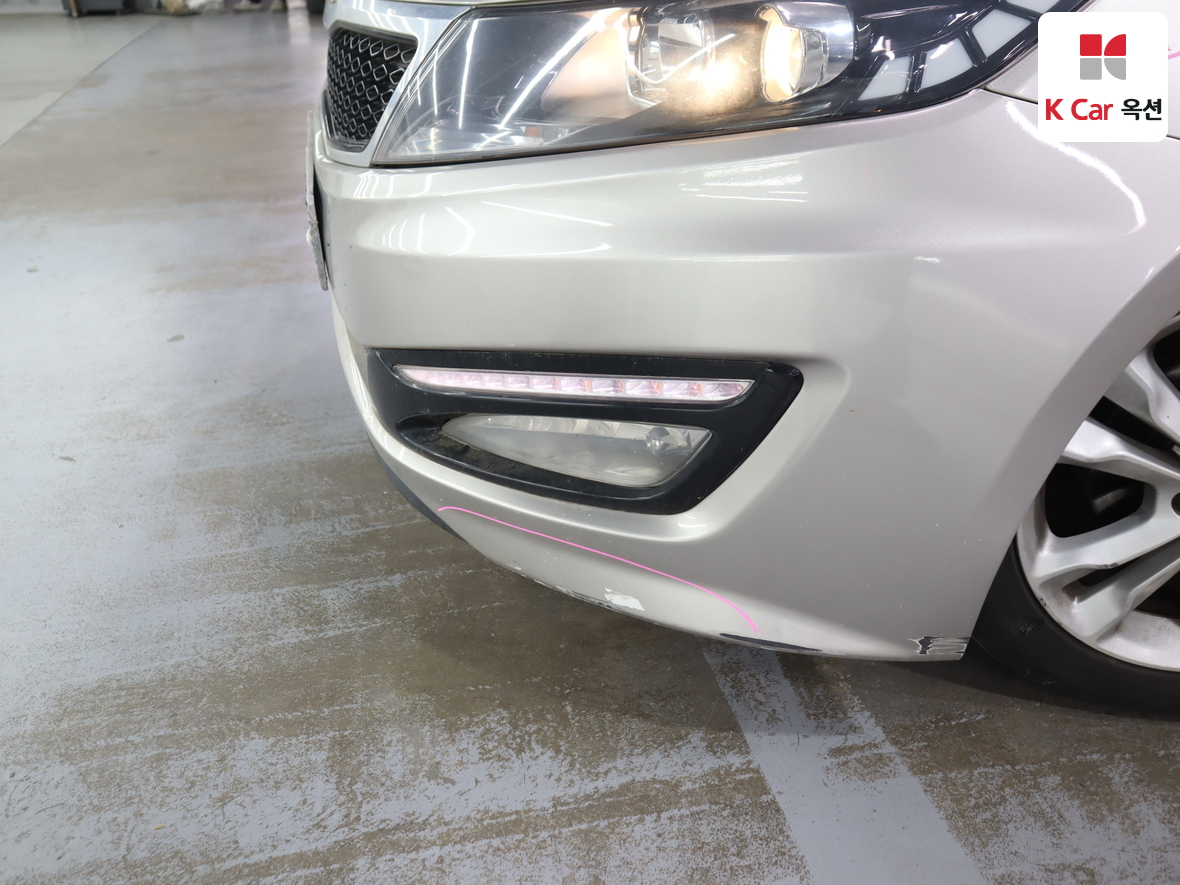 Kia K5 2011 - Image 37