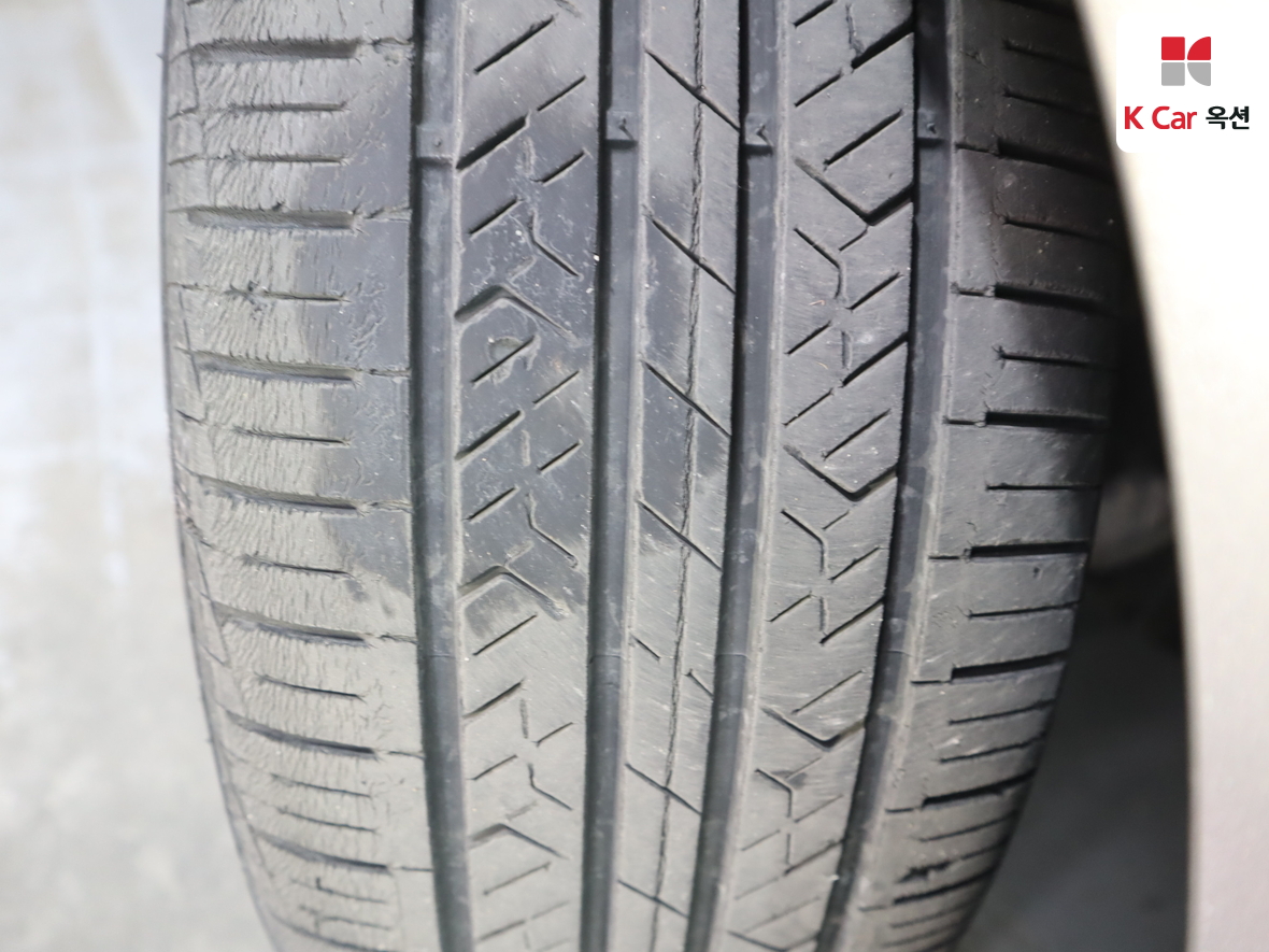 Kia K5 2011 - Image 31