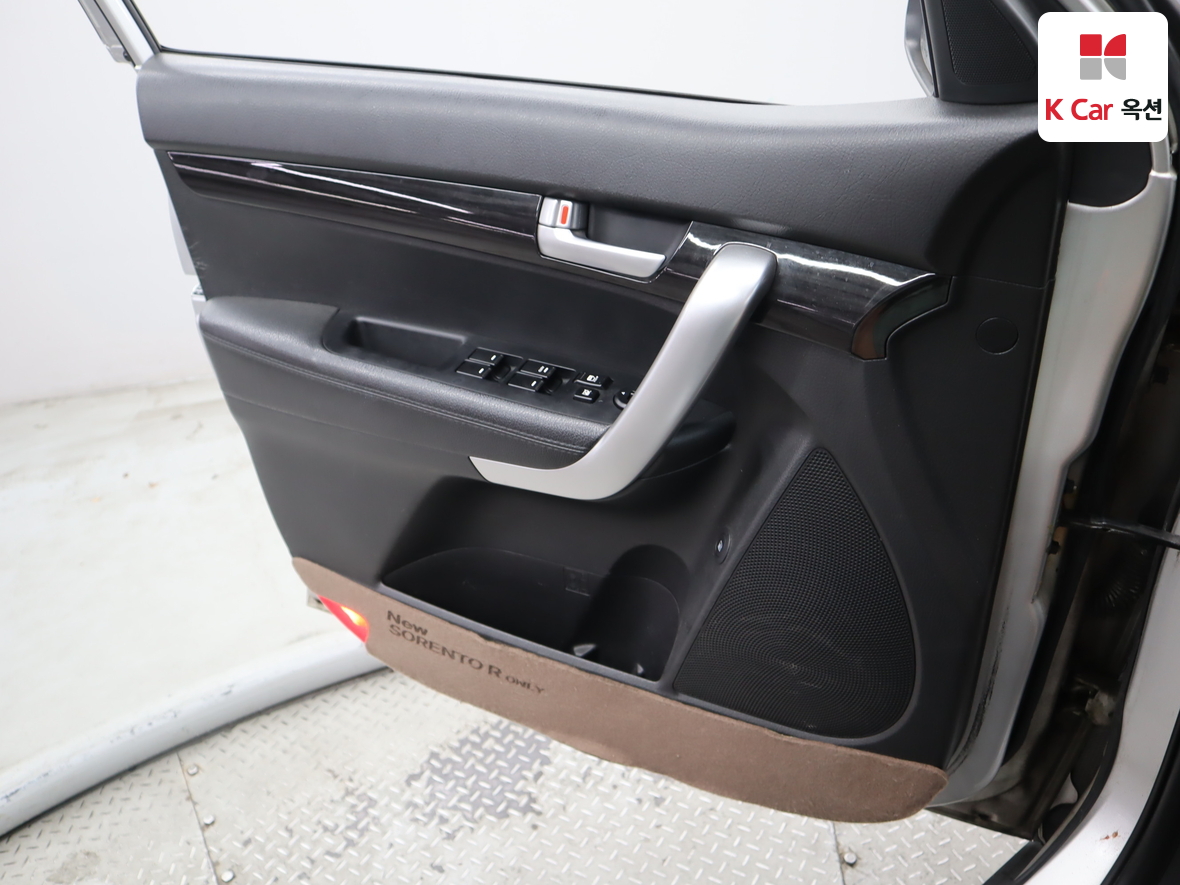 Kia Sorento 2012 - Image 8