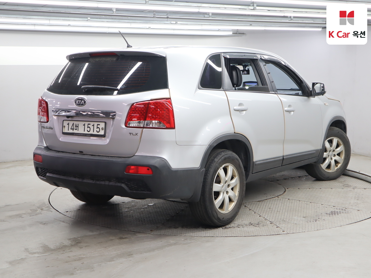 Kia Sorento 2012 - Image 2