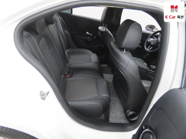 2020 - mercedes-benz a220