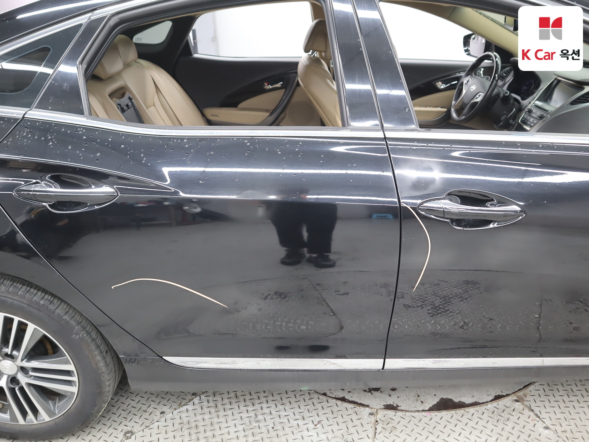 Hyundai Grandeur 2014 - Image 45