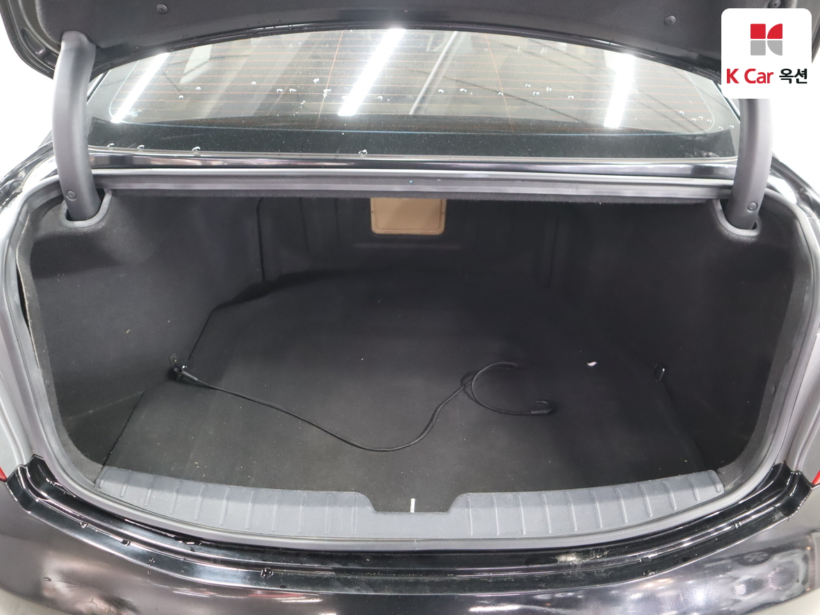 Hyundai Grandeur 2014 - Image 28