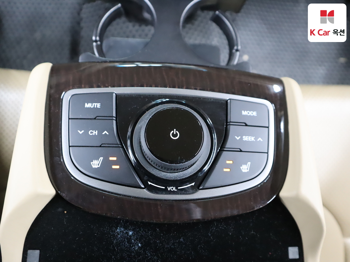 Hyundai Grandeur 2014 - Image 26