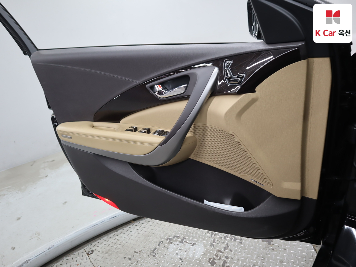 Hyundai Grandeur 2014 - Image 8
