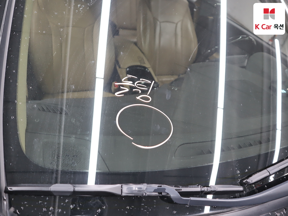 Hyundai Grandeur 2014 - Image 36