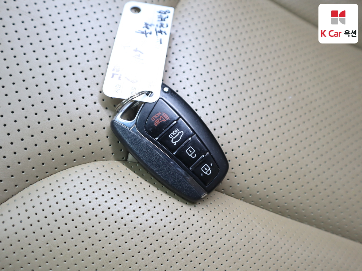 Hyundai Grandeur 2014 - Image 18