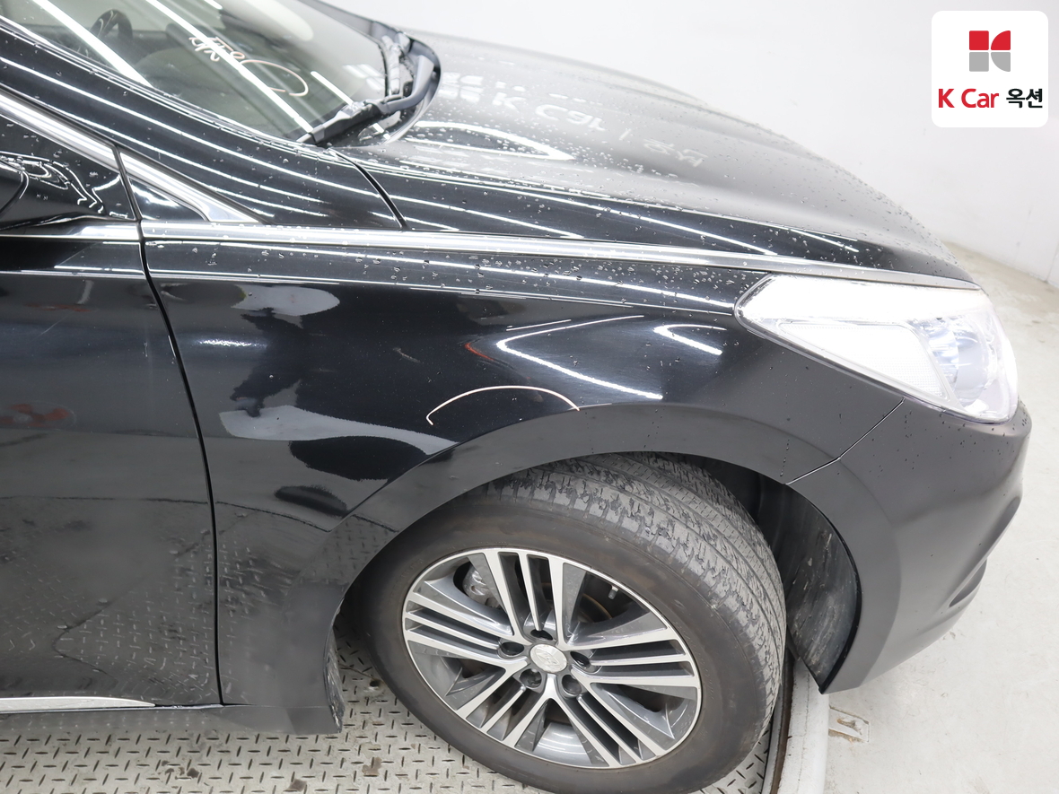 Hyundai Grandeur 2014 - Image 47