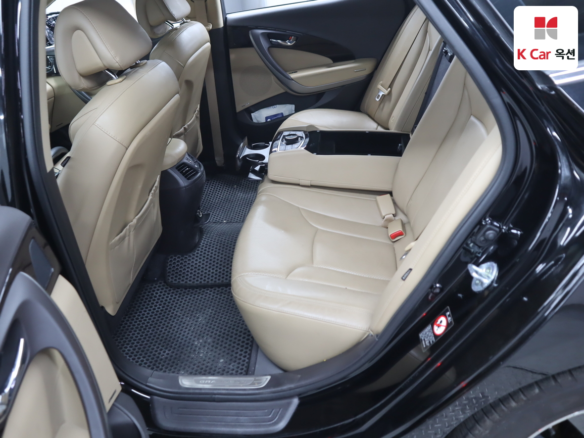 Hyundai Grandeur 2014 - Image 25
