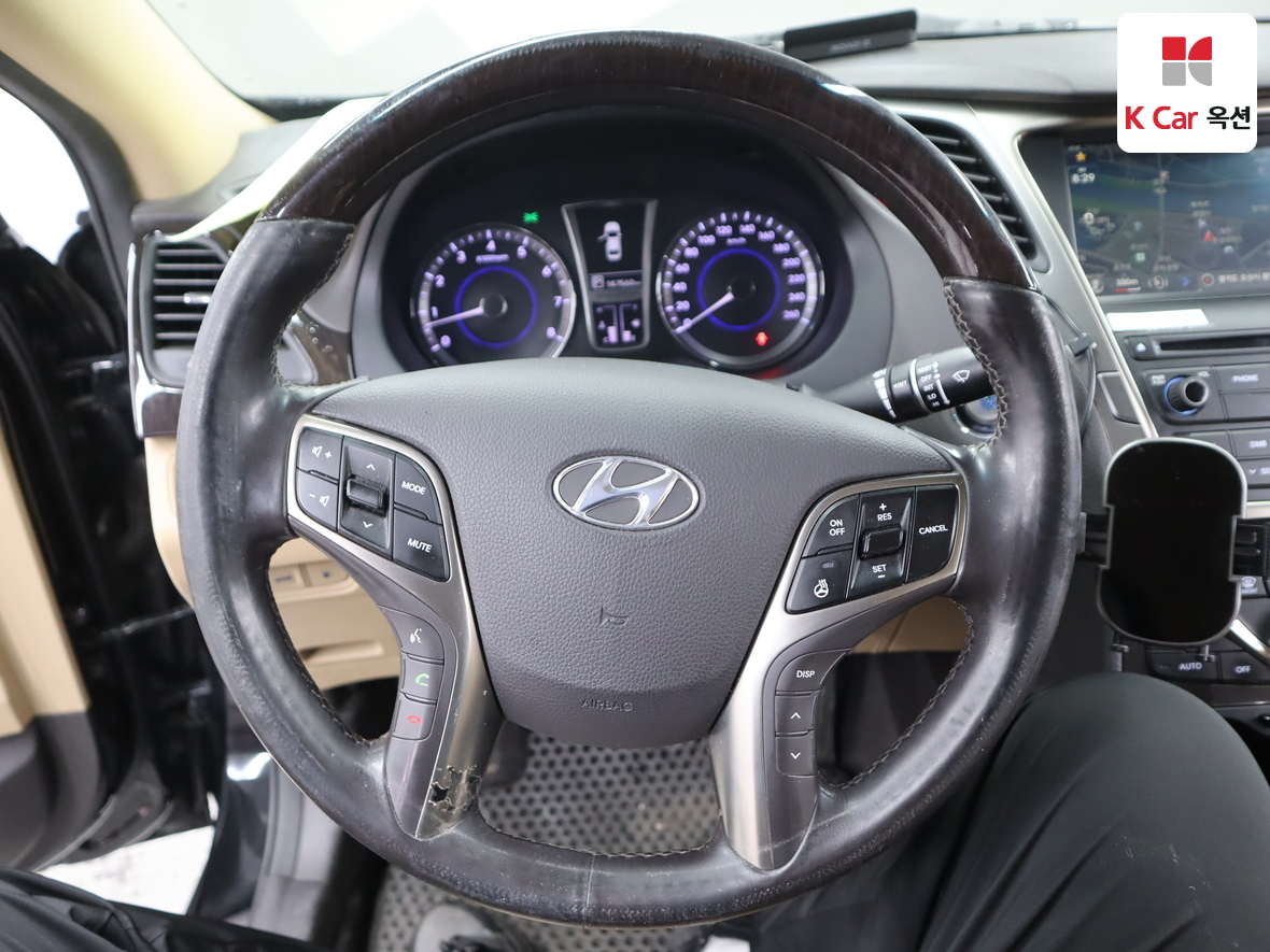 Hyundai Grandeur 2014 - Image 10