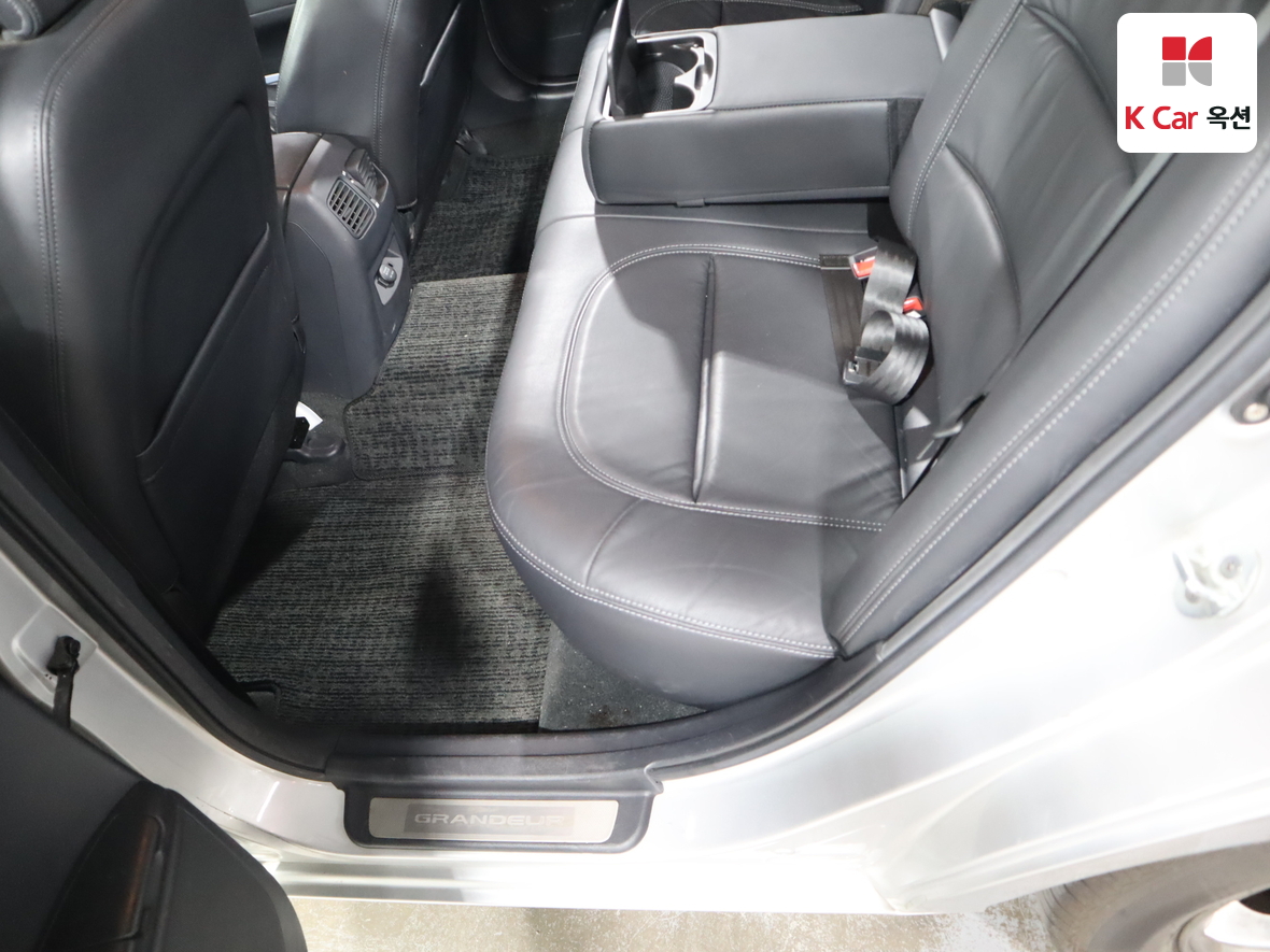Hyundai Grandeur 2009 - Image 22