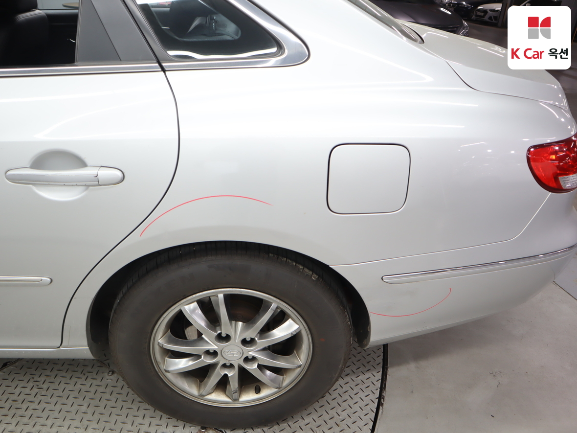Hyundai Grandeur 2009 - Image 38