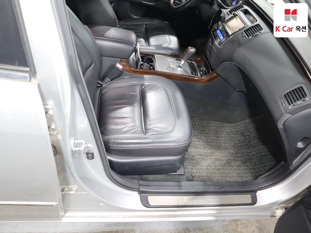 Hyundai Grandeur 2009 - Image 28